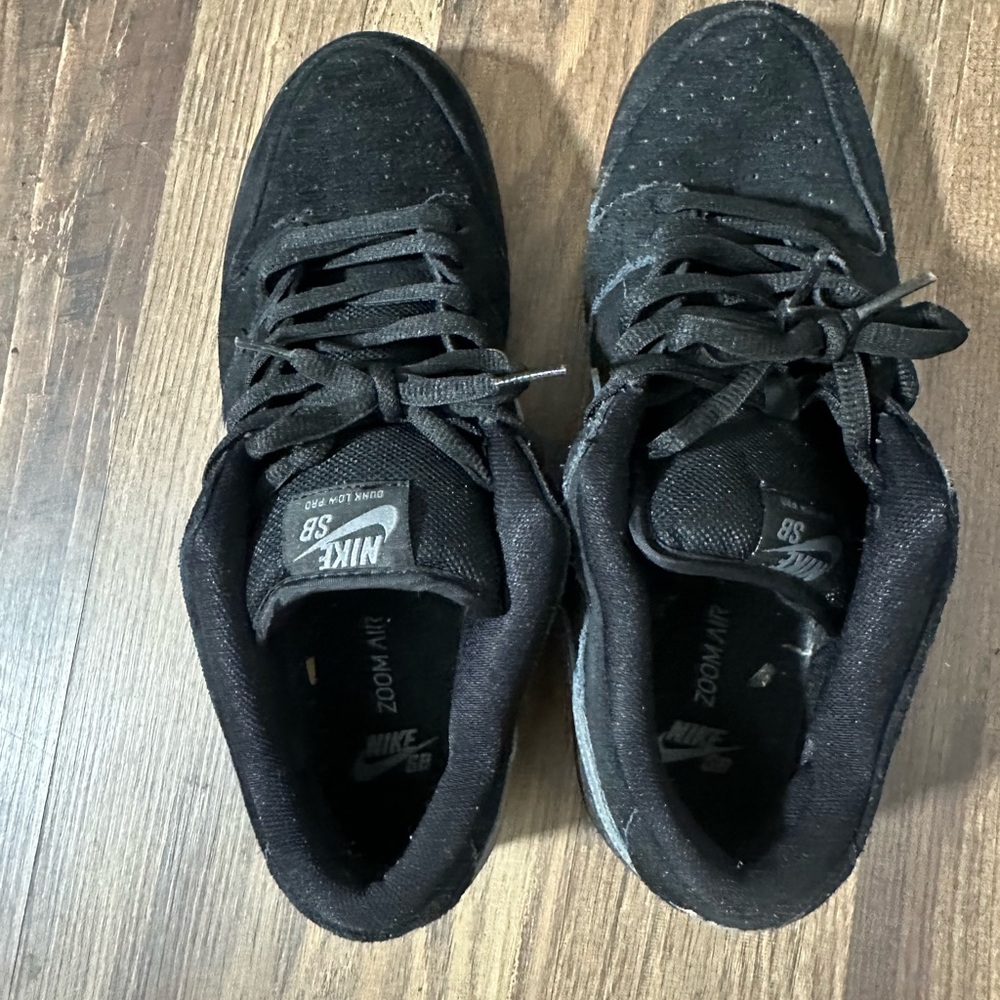 Nike SB Dunks - image 4